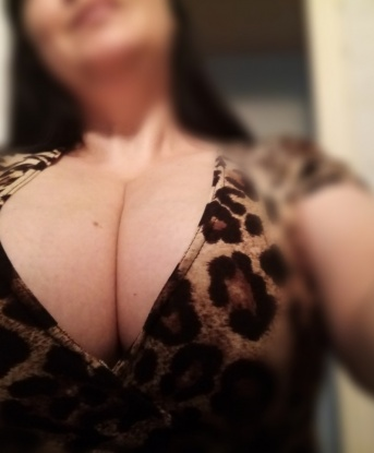 Анкета проститутки Злата - город Оха, 45 лет, №2598